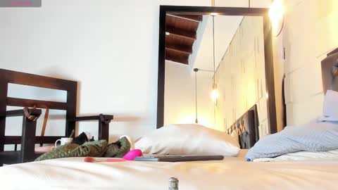 Alejandra  online show from November 30, 12:09 pm