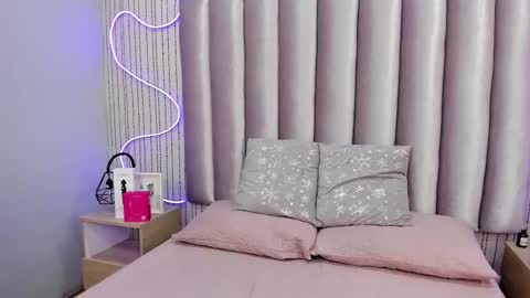 Alejandra  online show from January 13, 12:21 pm