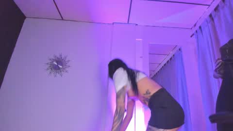 Sam online show from October 30, 9:59 pm