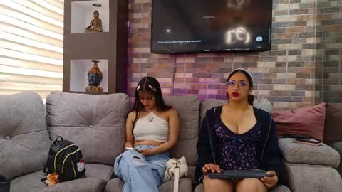 Snapshot of samara_as chatting on May 25, 2:12 pm samara_as online show from May 25, 2:12 pm