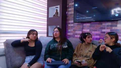 Snapshot of samara_as chatting on May 26, 8:05 pm samara_as online show from May 26, 8:05 pm