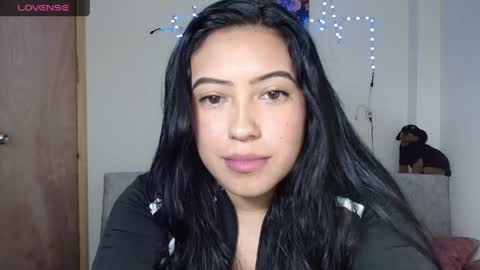 sami_cutte online show from April 15, 5:47 am