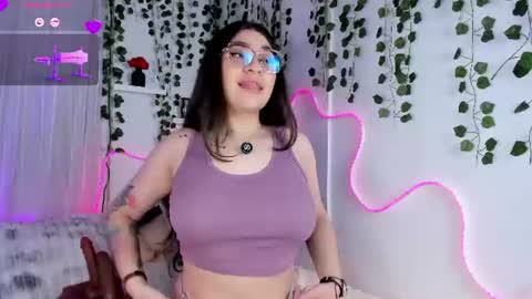 Samii Evans online show from July 11, 5:21 am