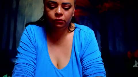     online show from March 29, 7:52 am