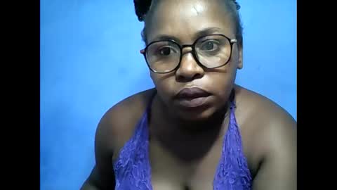 samirah_69 online show from May 12, 11:35 pm
