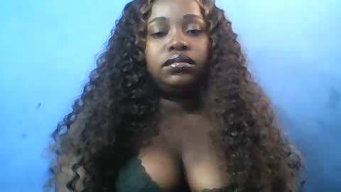 samirah_69 online show from June 15, 9:55 am