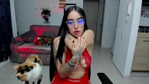 SARA online show from December 17, 2:06 am