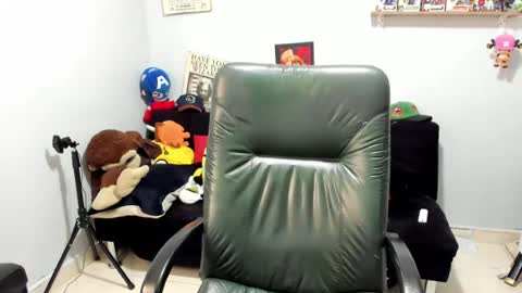sammy_cute33 online show from July 3, 7:48 am
