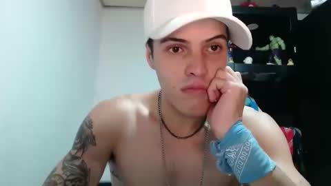 sammy model independiente online show from October 15, 1:28 am