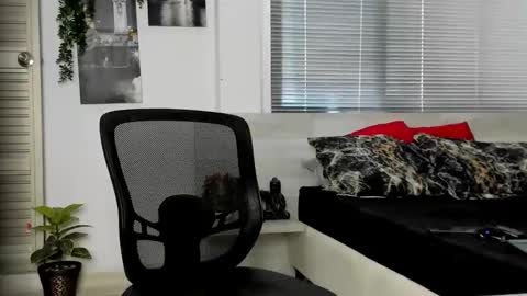 samuel2rd online show from March 31, 2:50 pm