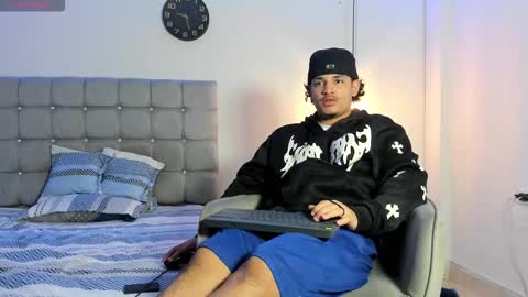 samxx_muscle online show from October 16, 2:29 pm