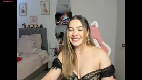 Samanta online show from January 8, 1:09 pm