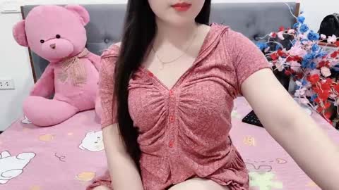sanami_sian_ online show from April 16, 1:56 pm