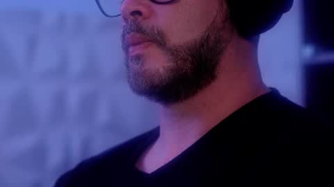 Sanders online show from December 21, 6:53 am