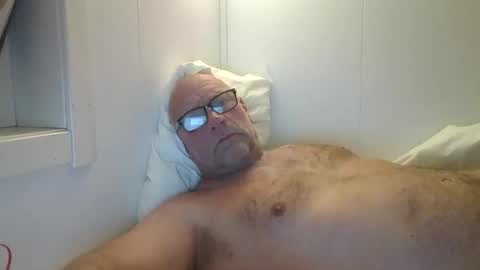 Snapshot of sandnesrune523 chatting on January 17, 6:07 am sandnesrune523 online show from January 17, 6:07 am