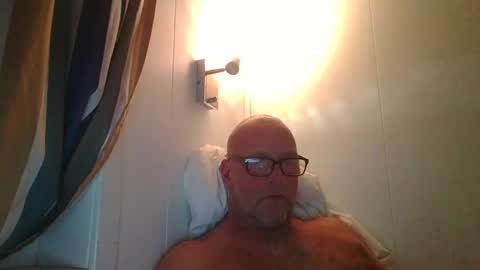 Snapshot of sandnesrune523 chatting on January 18, 3:21 am sandnesrune523 online show from January 18, 3:21 am