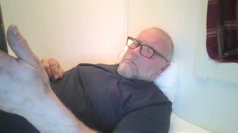 Snapshot of sandnesrune523 chatting on February 17, 4:57 pm sandnesrune523 online show from February 17, 4:57 pm