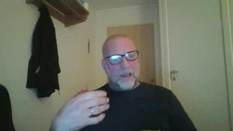 Snapshot of sandnesrune523 chatting on February 19, 6:59 pm sandnesrune523 online show from February 19, 6:59 pm