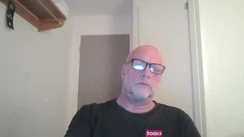 Snapshot of sandnesrune523 chatting on March 15, 5:30 pm sandnesrune523 online show from March 15, 5:30 pm