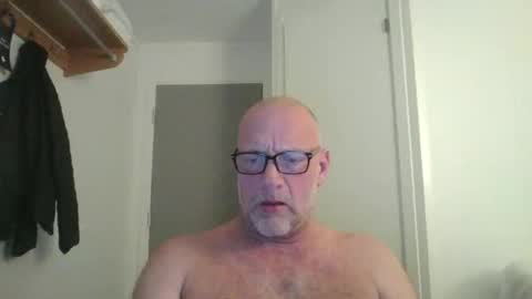 Snapshot of sandnesrune523 chatting on March 16, 6:56 pm sandnesrune523 online show from March 16, 6:56 pm