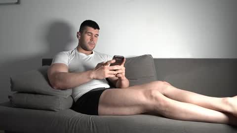 Snapshot of sandow_ chatting on July 2, 8:15 pm Sandow online show from July 2, 8:15 pm