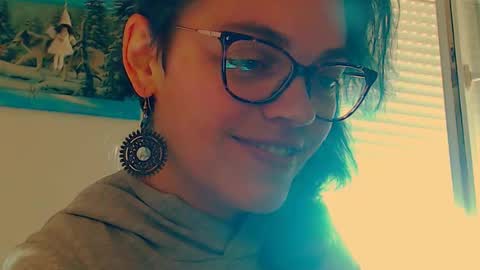 Snapshot of sandra10031989 chatting on March 1, 2:52 pm Sandra online show from March 1, 2:52 pm