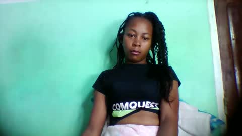 sandra1253099 online show from March 24, 5:23 am