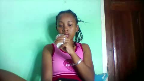 sandra1253099 online show from April 19, 6:13 am