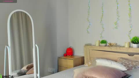 sandraa_anderson online show from May 5, 11:24 pm