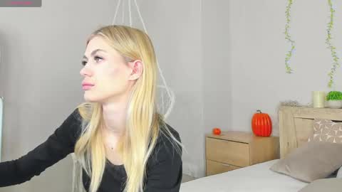 sandraa_anderson online show from May 24, 11:43 pm