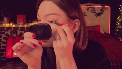 Sandy  online show from December 3, 2:19 am