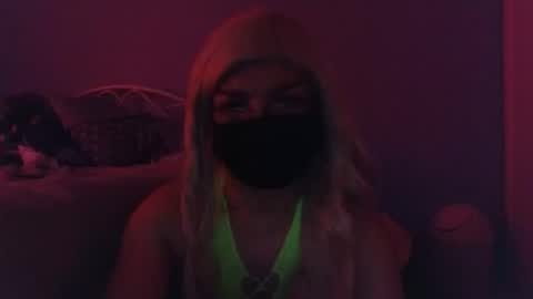 Sandra online show from December 5, 11:07 pm