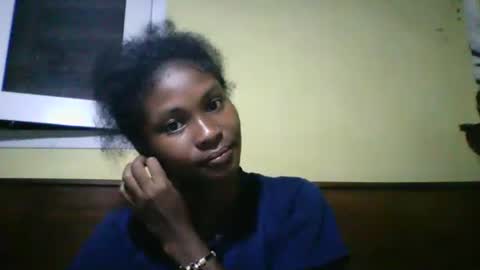 sandricaaa online show from April 19, 4:45 am