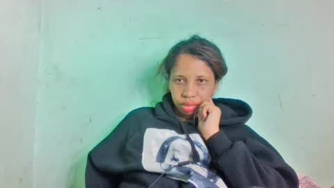sandrinah788632 online show from July 1, 8:19 pm