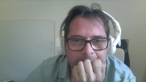 sandrolickyou online show from April 26, 8:45 am