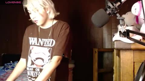 sandy_straw online show from December 16, 6:07 am