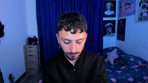Snapshot of santi_mateo chatting on May 12, 1:47 am Santi online show from May 12, 1:47 am