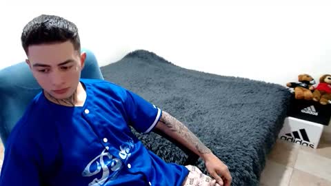 santi_ss online show from October 28, 4:53 pm