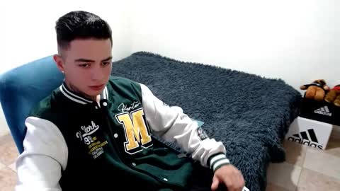 santi_ss online show from October 29, 1:57 pm