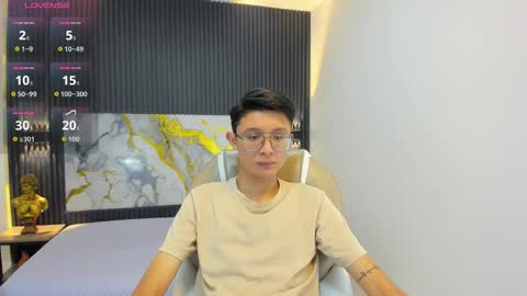 santiago_russo18 online show from September 23, 12:08 pm