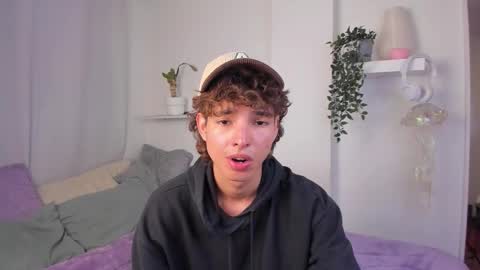 kitty online show from February 2, 12:42 am