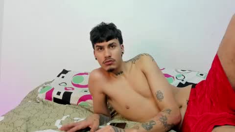 santy_of1 online show from June 8, 10:15 am