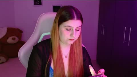 sara_160 online show from April 25, 1:25 pm