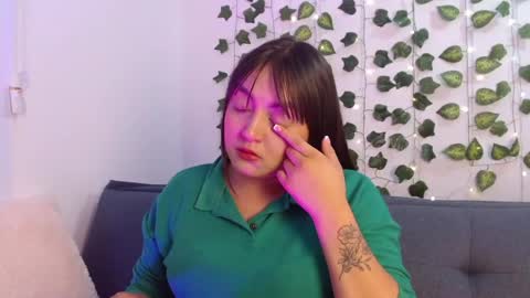 Sara online show from May 20, 7:42 pm