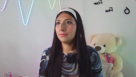 SARA online show from June 3, 6:35 pm