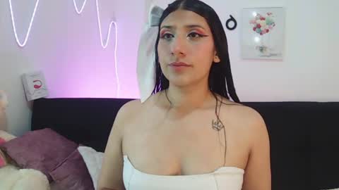 SARA online show from June 15, 3:58 pm
