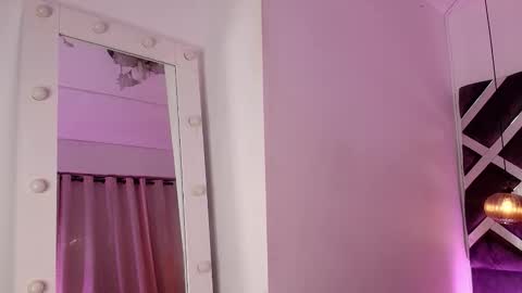 sara_lopee1 online show from October 15, 11:54 am