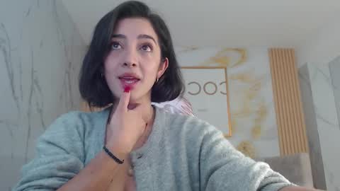 Snapshot of sara_lopez_s chatting on October 2, 2:02 pm Sara online show from October 2, 2:02 pm