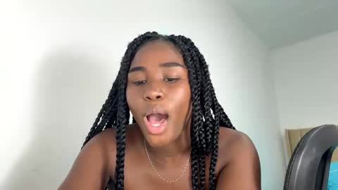 Sara online show from September 18, 9:50 pm