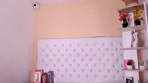 sara_salgado online show from September 21, 11:12 am